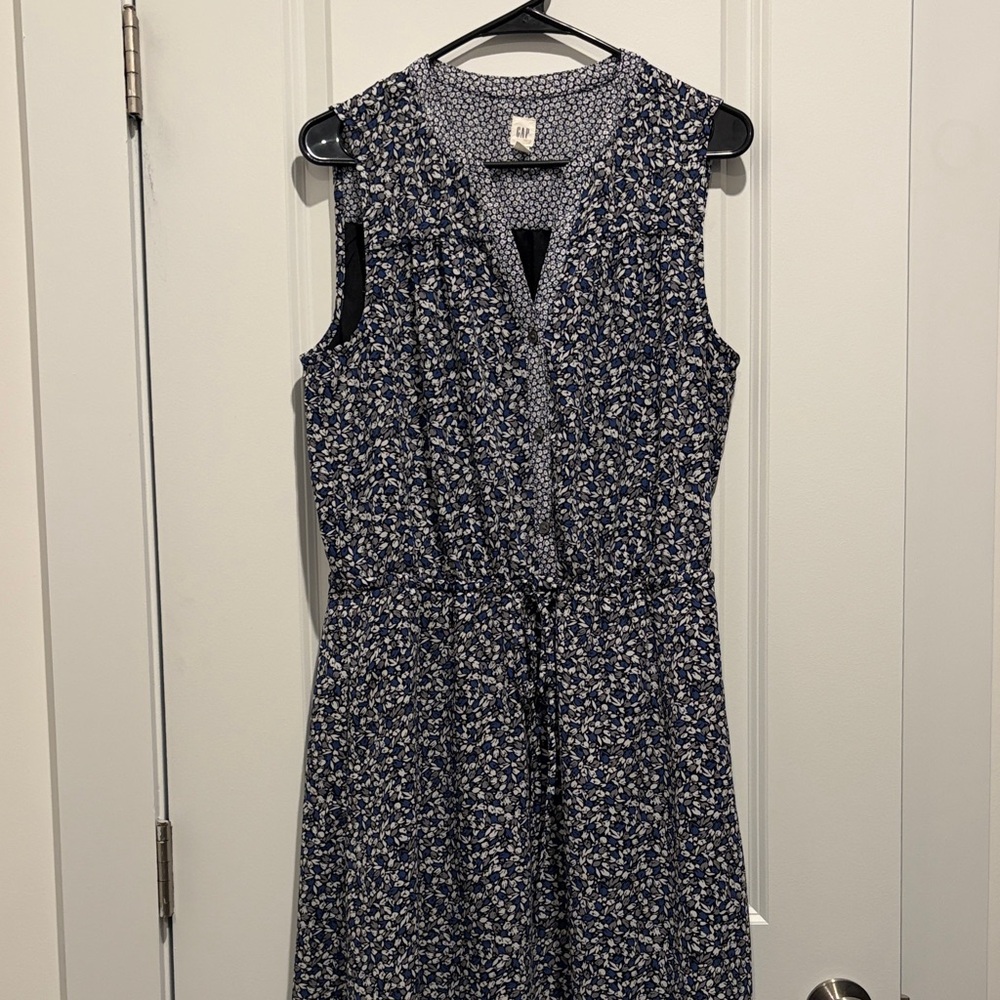 GAP Navy Floral V-Neck Tie-Waist Midi Dress